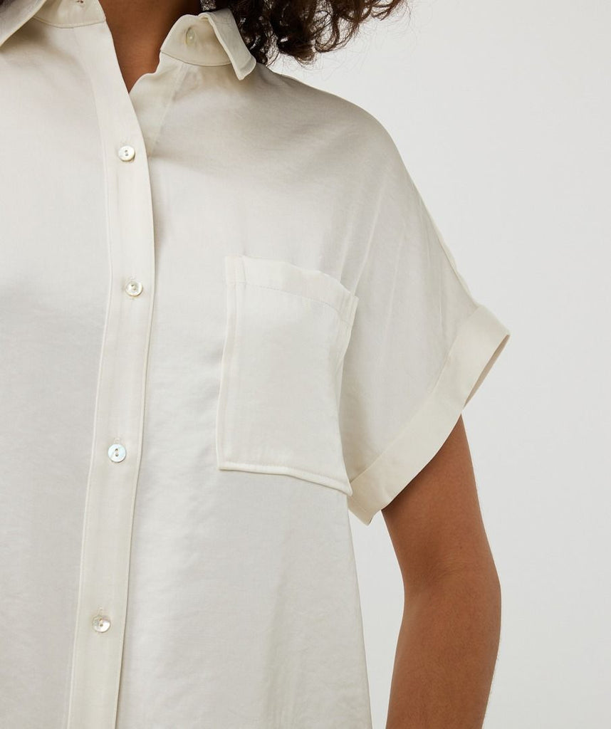 Esqualo Blouse S/Slve Pocket Satin Look