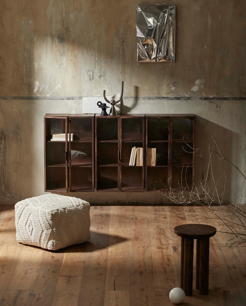 Wular Pouf