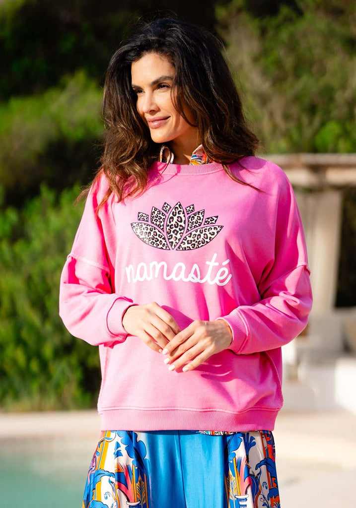 Miss Goodlife Sweater Namaste Leo